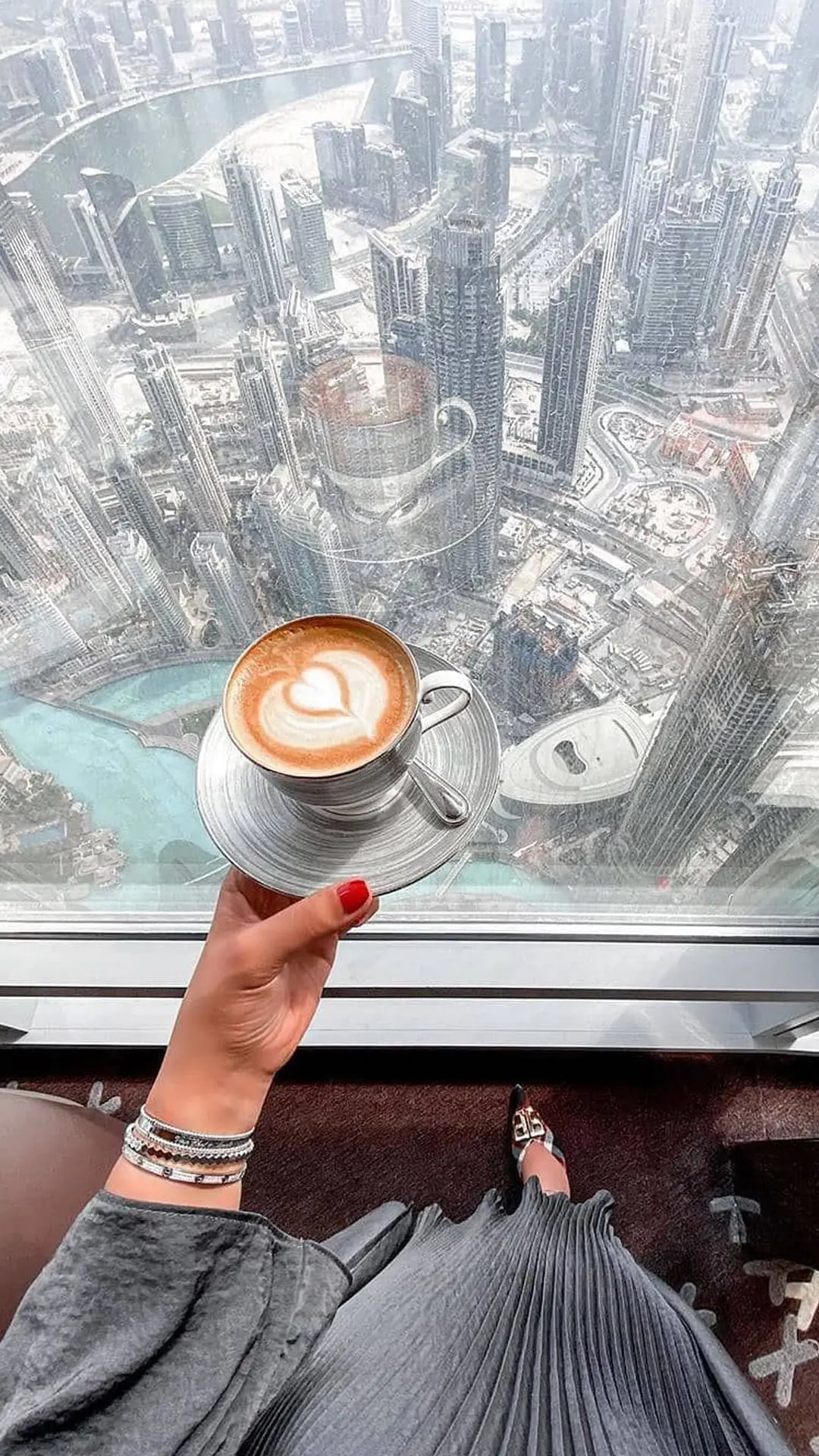 Burj Khalifa At The Top Gold (Level 148) — photo 7 of 8