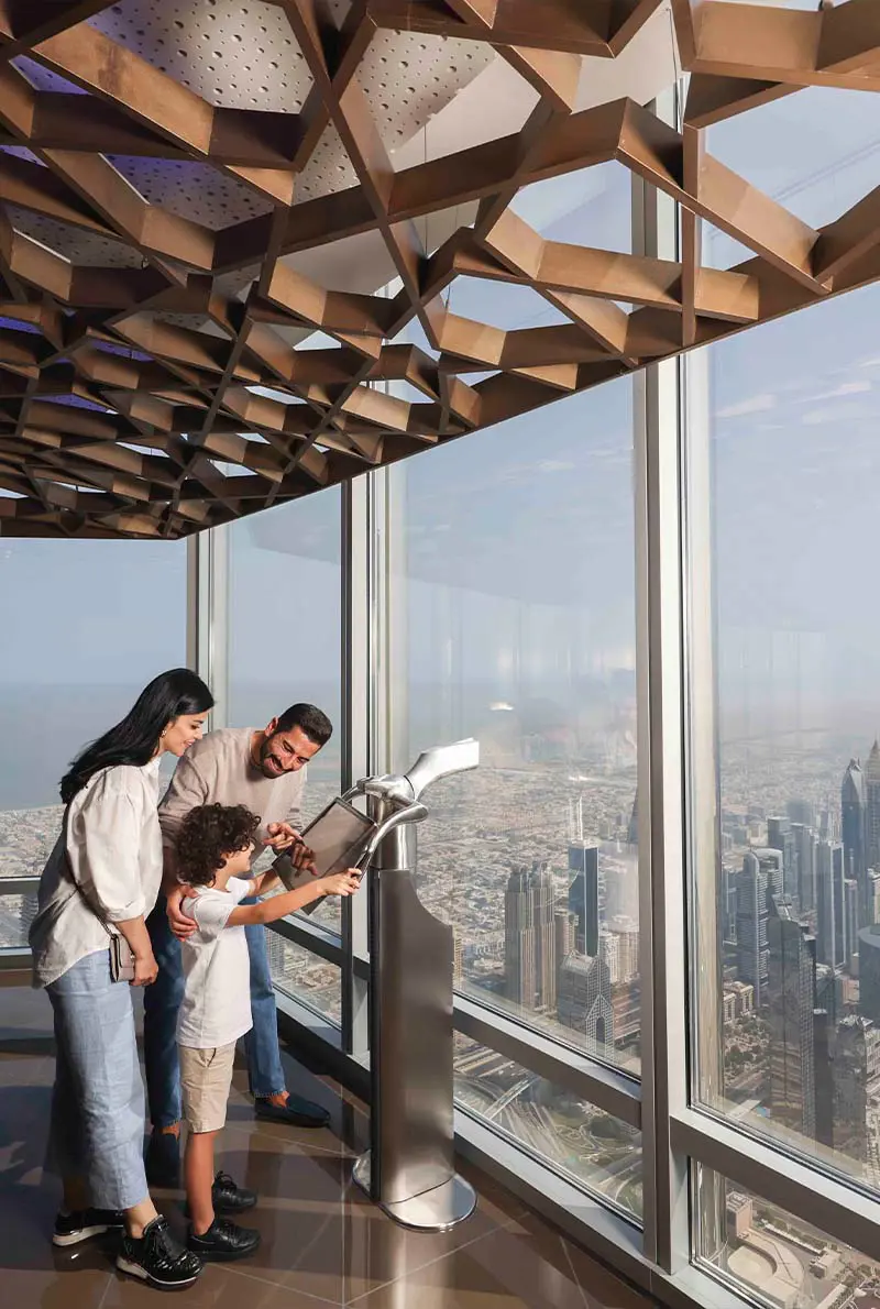 Burj Khalifa At The Top Silver (Level 124, 125) — photo 4 of 9