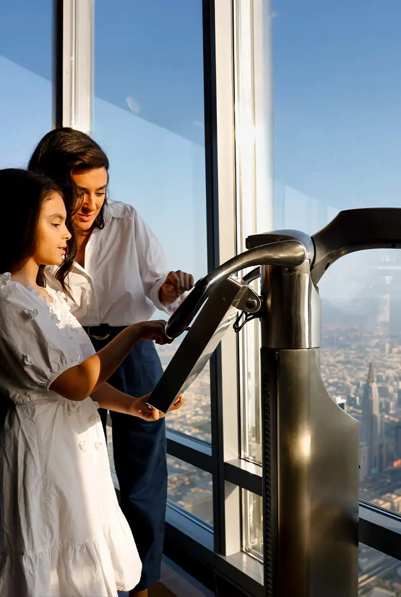 Burj Khalifa At The Top Silver (Level 124, 125) — photo 5 of 9