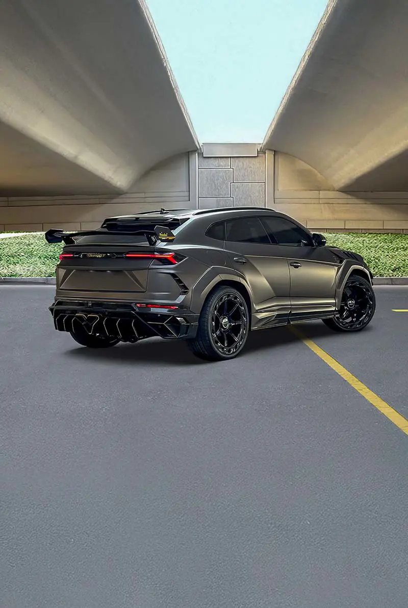 Lamborghini — photo 6 of 6
