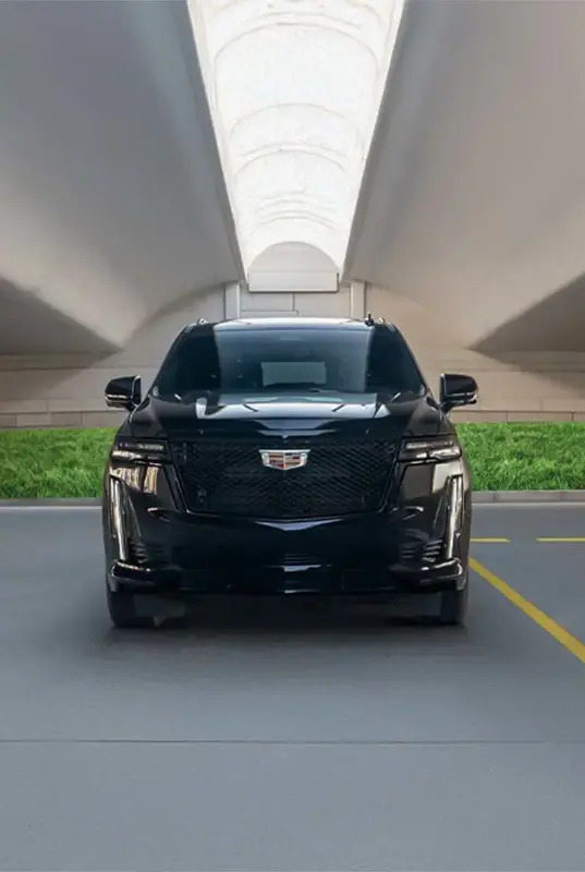 Luxury Cadillac — Dubai tour experience with Flyout Tours