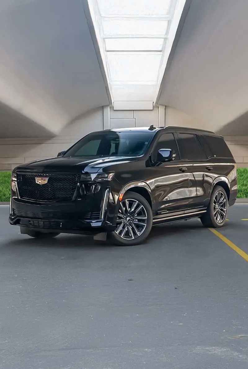 Luxury Cadillac — photo 2 of 5