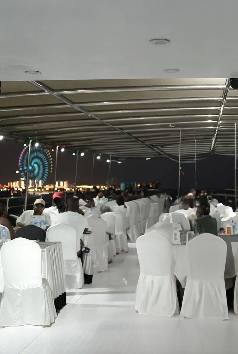 Dubai Marina 2 Hour Catamaran Dinner Cruise — photo 4 of 5