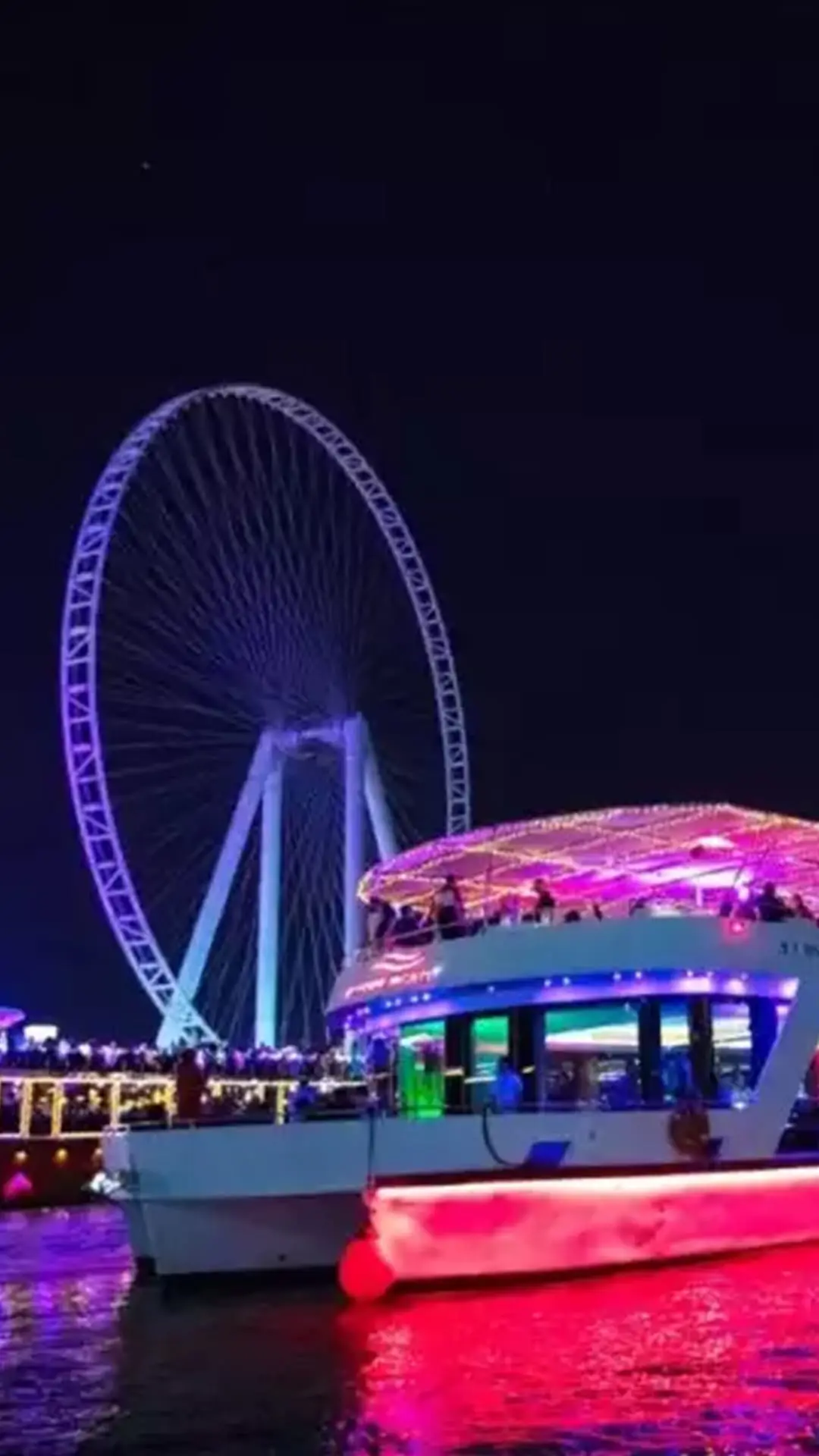 Dubai Marina Xclusive Yacht Sunset & Dinner Cruise — photo 4 of 5