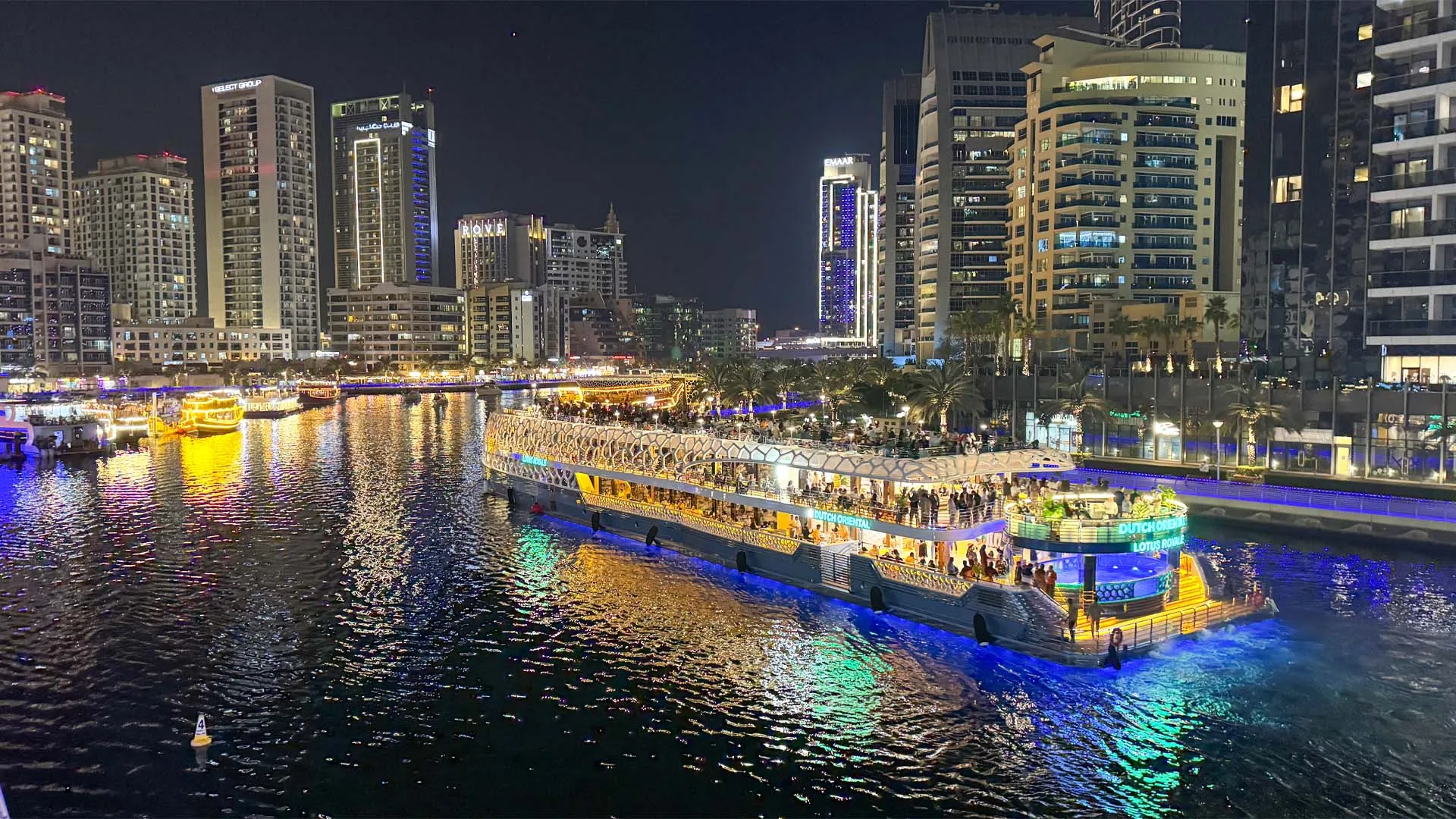 Lotus Mega Yacht Dinner Cruise — photo 2 of 17