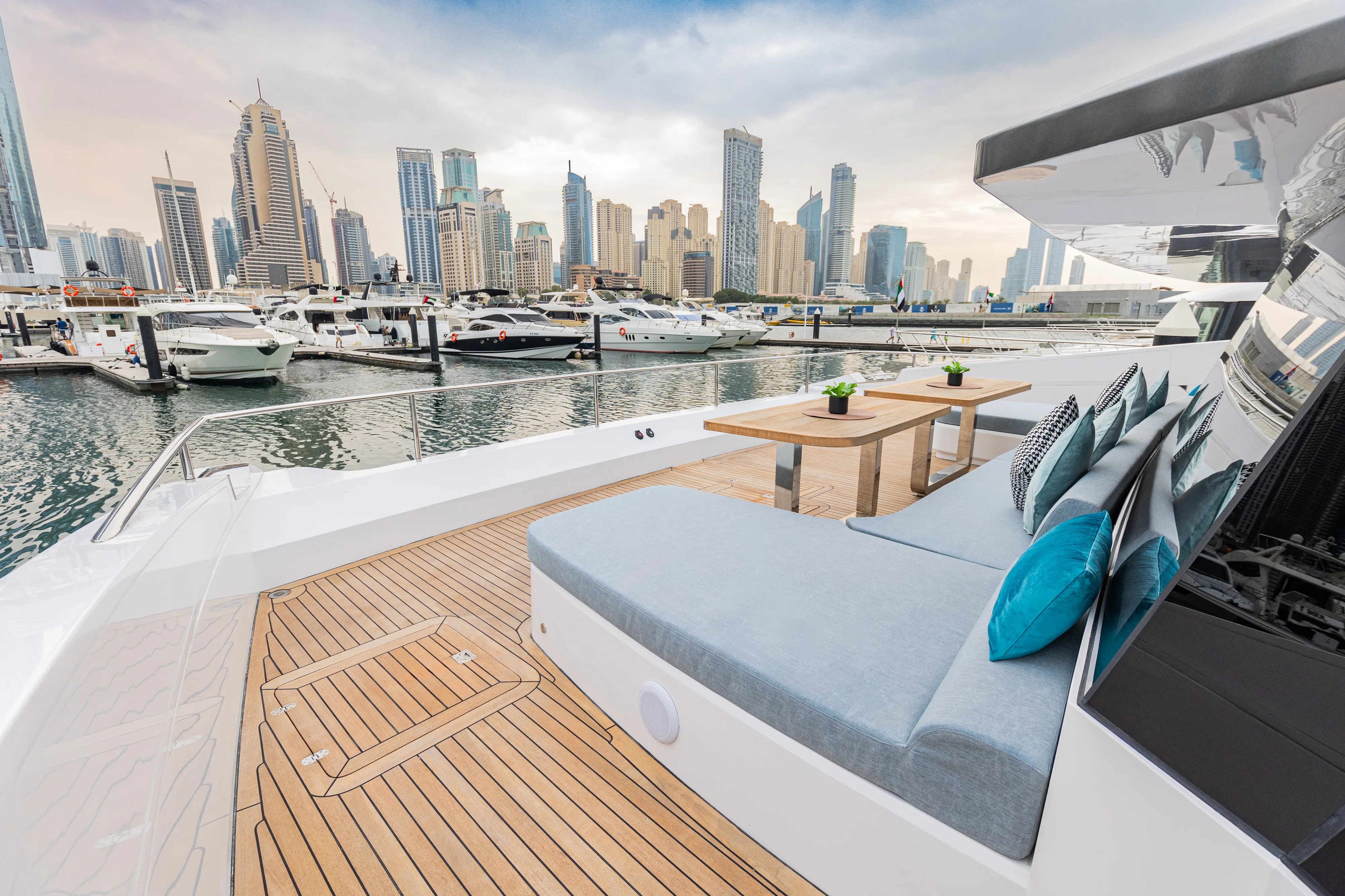 Infinity Luxury Yacht Charter — photo 6 of 18