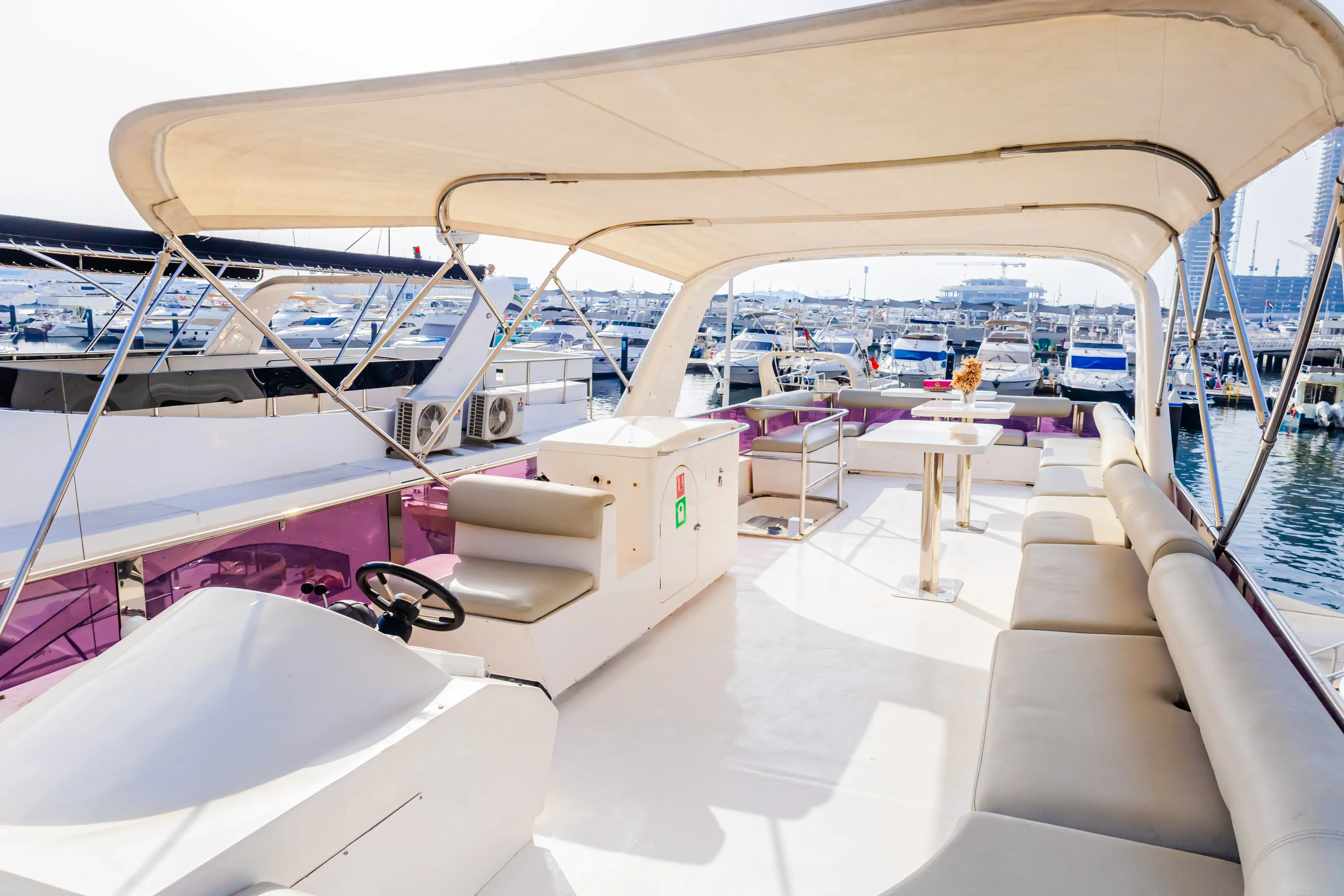 Tisck Luxury Yacht Charter — photo 5 of 11