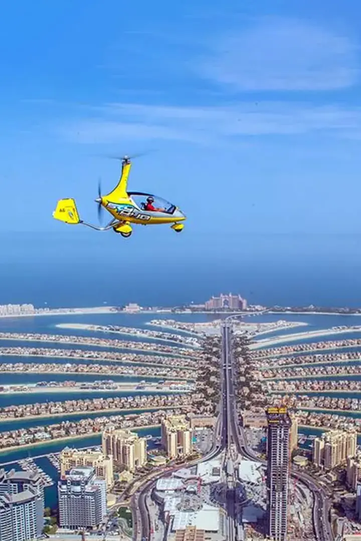 Gyrocopter Flight in Dubai — photo 4 of 5