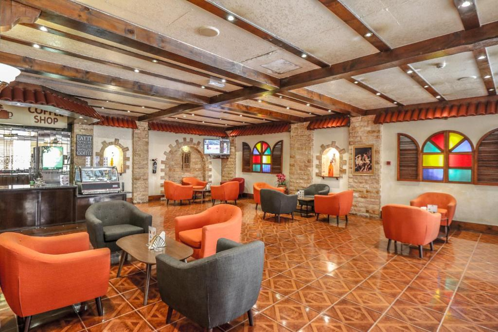 BM Beach Hotel — photo 11 of 14