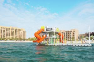 DoubleTree by Hilton Resort & Spa Marjan Island — photo 6 of 14