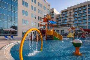 Radisson Resort Ras Al Khaimah Marjan Island — photo 11 of 14
