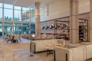 Yas Island Rotana — photo 13 of 14