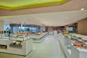 Al Habtoor Grand Resort, Autograph Collection — photo 10 of 11