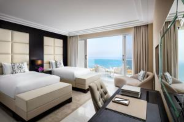 Fairmont Fujairah Beach Resort — photo 13 of 14