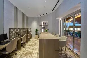Grand Hyatt Dubai — photo 4 of 14