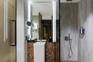 voco Dubai The Palm by IHG — photo 11 of 13