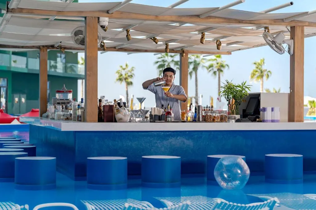 voco Dubai The Palm by IHG — photo 9 of 13