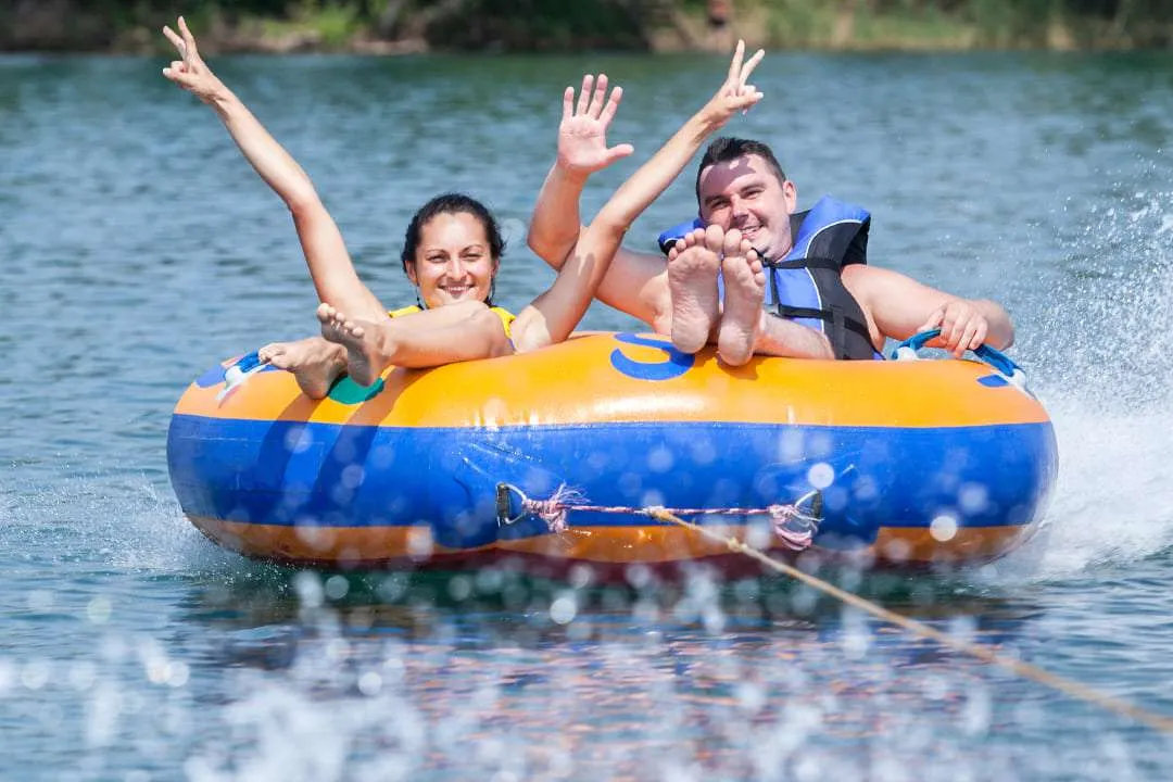 Donut Boat Ride  — Dubai Marina tour experience with Flyout Tours