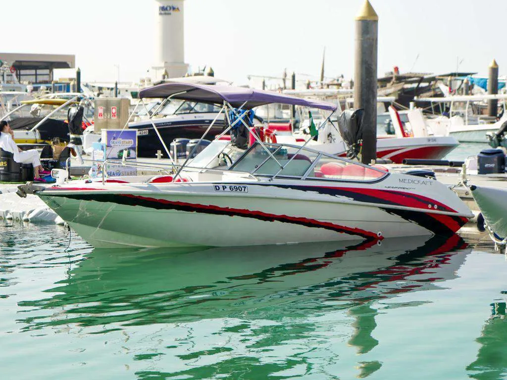 Speed Boat Tour  — Dubai Marina tour experience with Flyout Tours