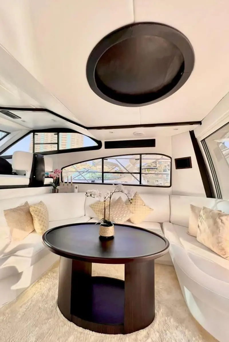 Elite Majesty 44ft — photo 3 of 5