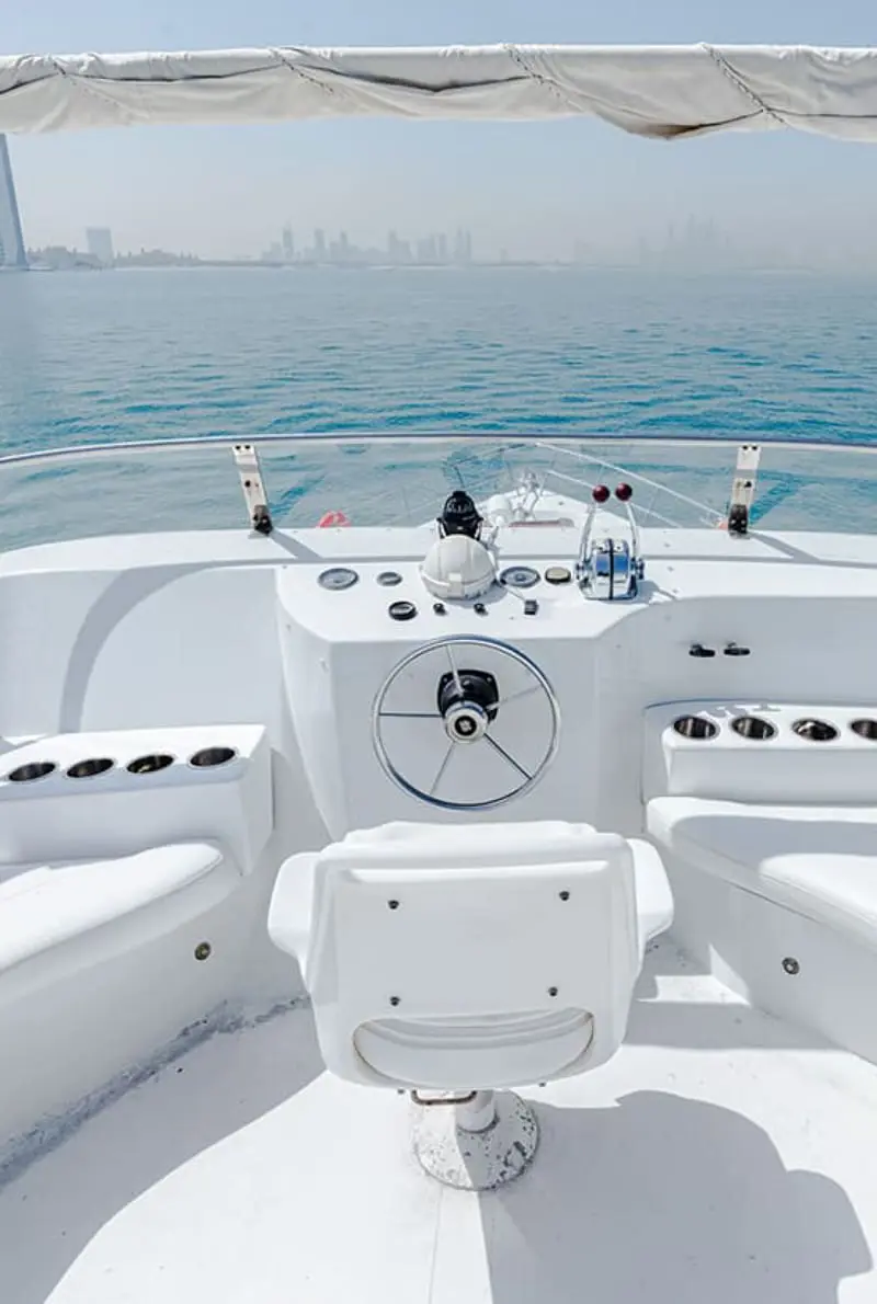 Luxury Yacht 82ft — photo 4 of 7