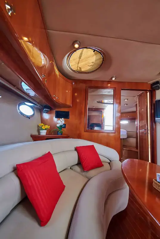 MNH Yacht Dubai — photo 4 of 5