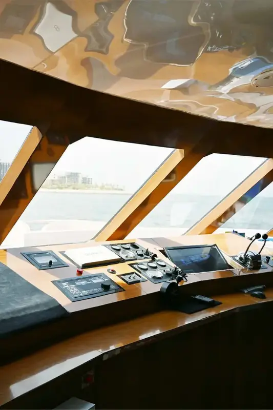 Royal Star Yacht 143ft Ocean Dream — Dubai tour experience with Flyout Tours