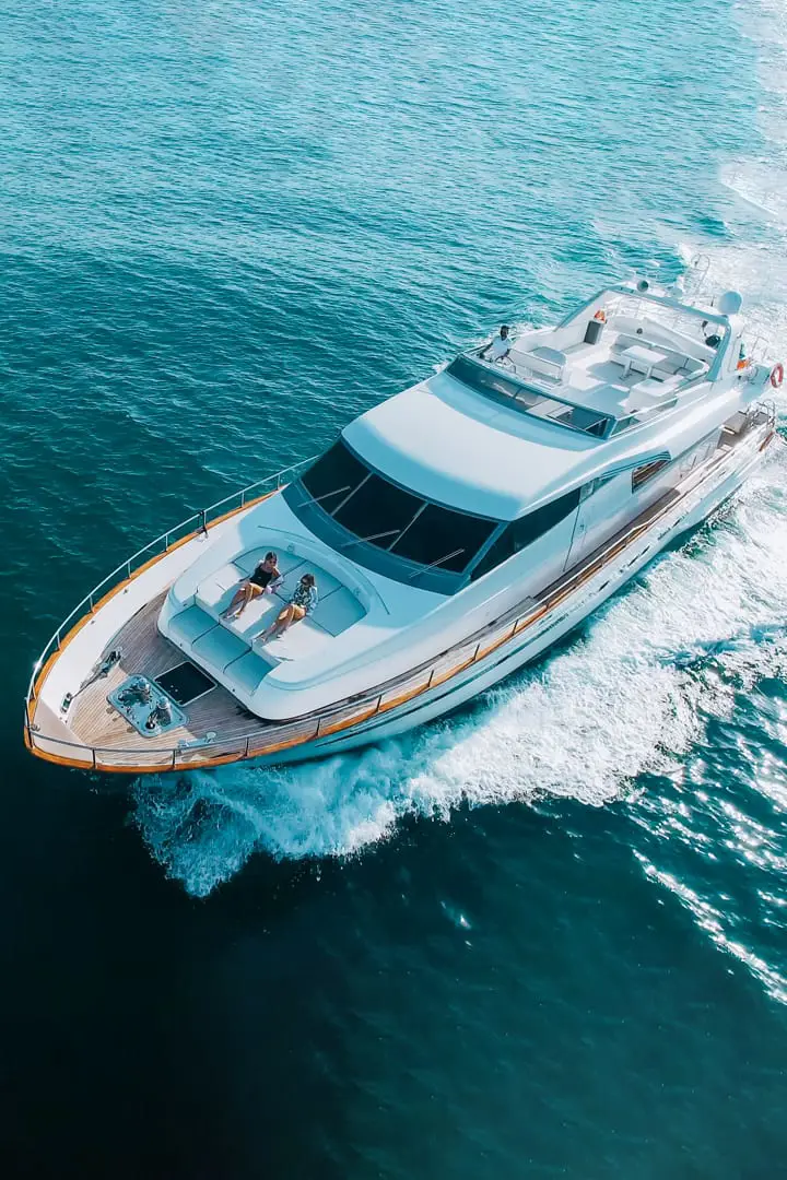 Sky Walker San Lorenzo Yacht — photo 1 of 4