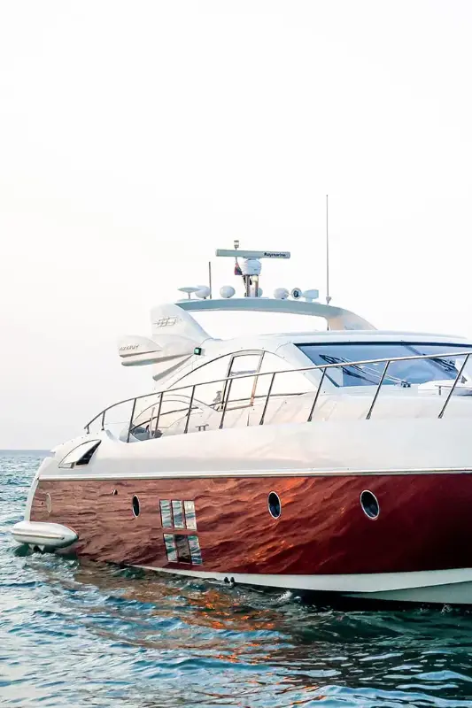 Sky Walker Sura Yacht — Dubai tour experience with Flyout Tours