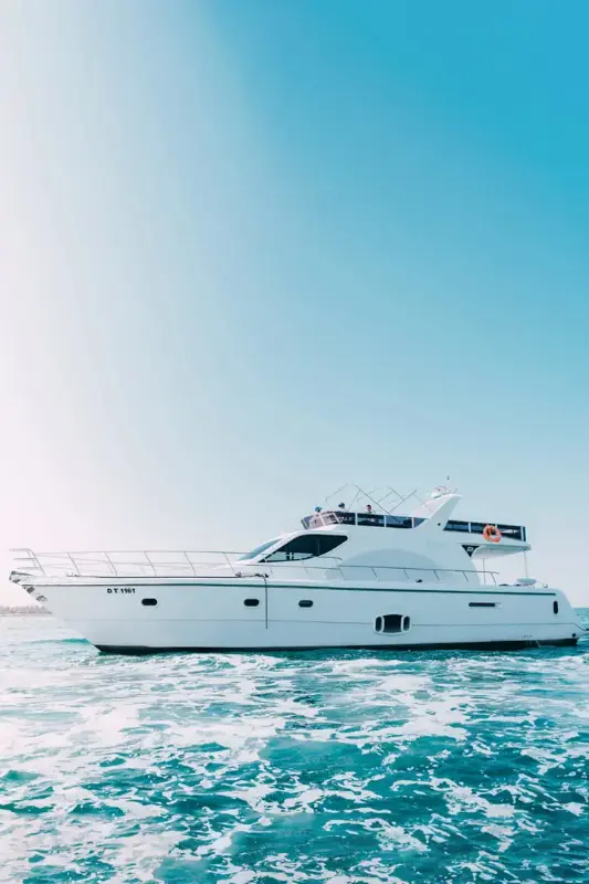 Sky Walker Tisck Yacht — Dubai tour experience with Flyout Tours